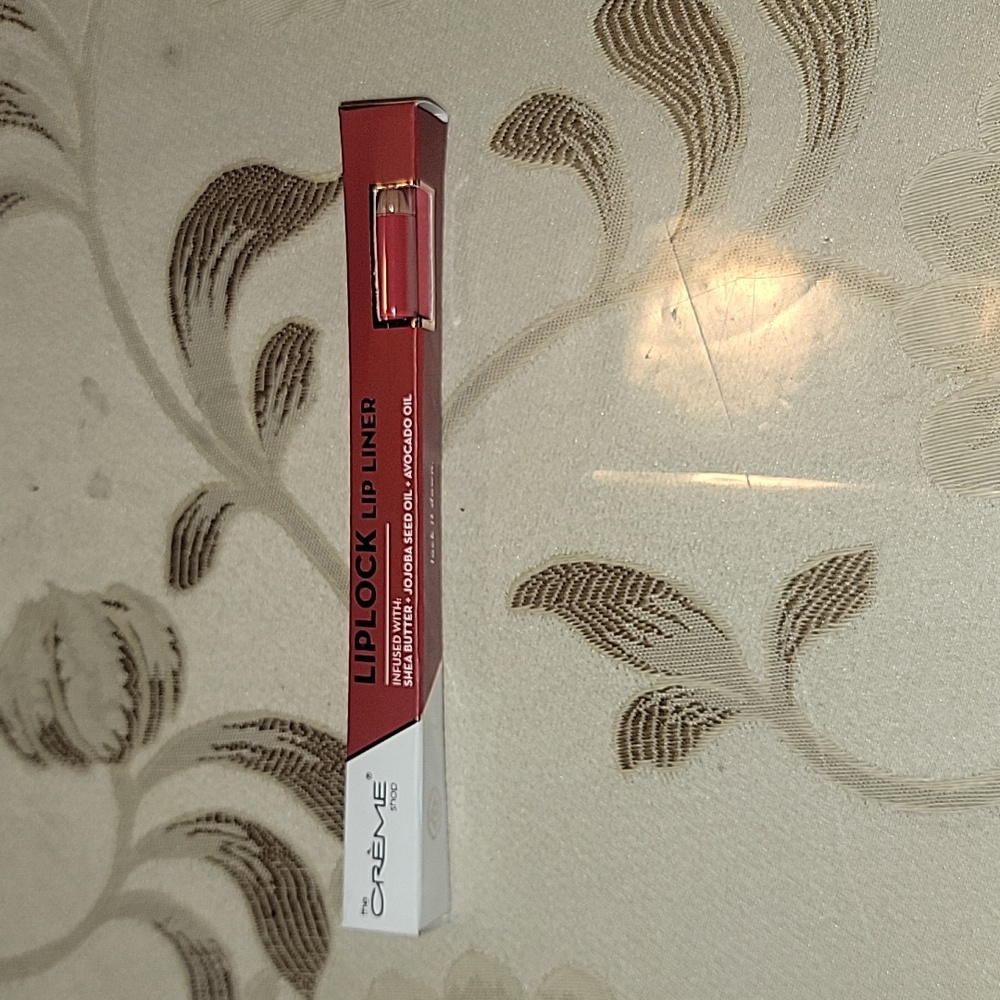 The Creme Shop Liplock Lip Liner
